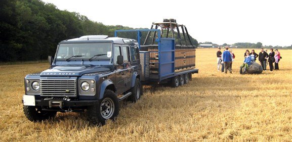 Our Essex balloon rides start with the arrival of the balloon at the launch site and the preparation of the balloon ready for flight.